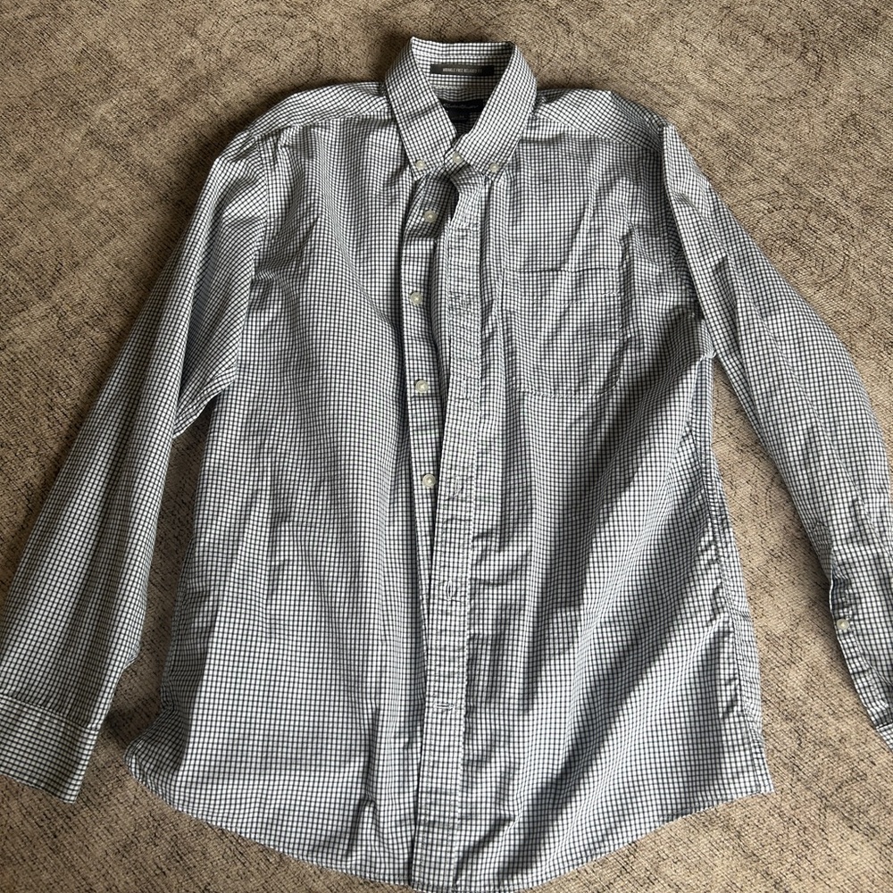 Eddie Bauer Black and White Casual Button Down Shirt